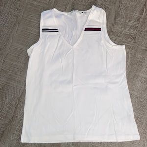 Tommy Hilfiger womens tank top. Like new. No stains or wear. Xl